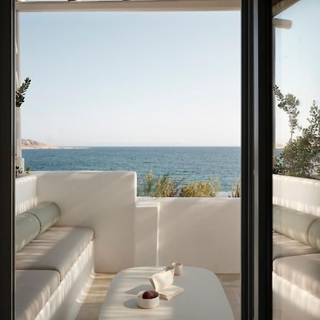 Akria Seaside Suites Науса Экстерьер фото